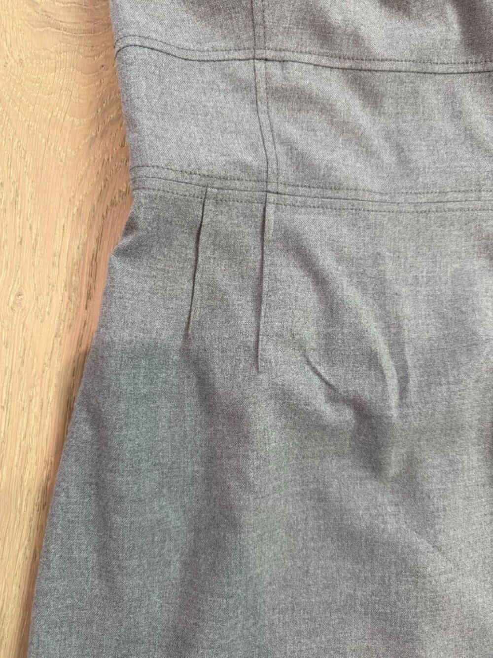 Banana Republic Grey Strapless Sheath Dress Size 4 Lined Structured Cocktails - Picture 7 of 13